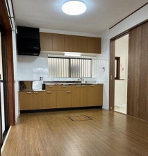 神戸市垂水区旭が丘、中古一戸建てのキッチン画像です