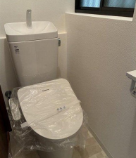 神戸市垂水区旭が丘、中古一戸建てのトイレ画像です
