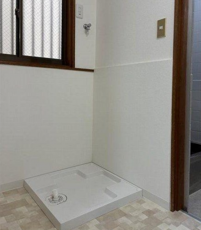 神戸市垂水区旭が丘、中古一戸建ての洗面画像です