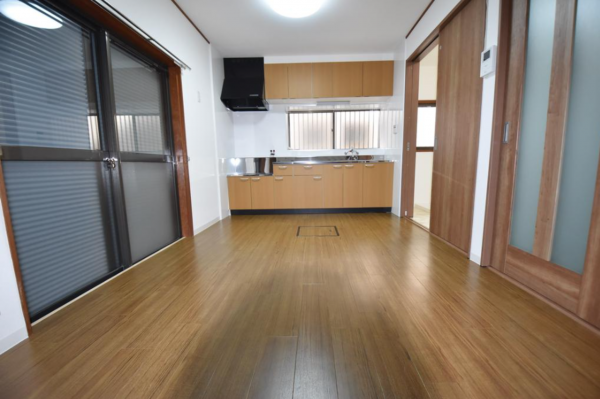 神戸市垂水区旭が丘、中古一戸建てのキッチン画像です