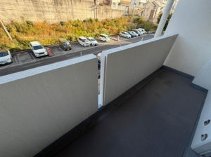 神戸市垂水区西舞子、マンションのバルコニー画像です