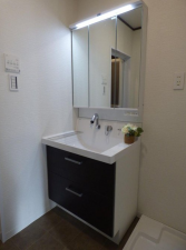 神戸市垂水区舞子坂、中古一戸建ての洗面画像です