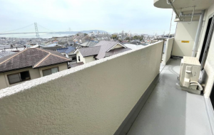 神戸市垂水区西舞子、マンションのバルコニー画像です