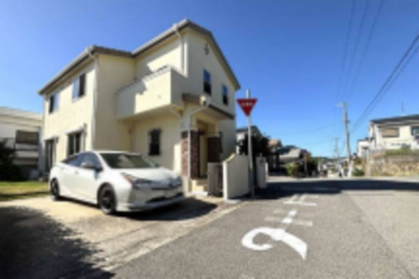 神戸市垂水区美山台、中古一戸建ての外観画像です