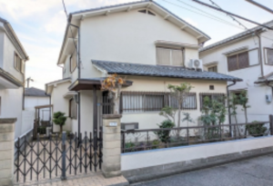 神戸市垂水区五色山、中古一戸建ての外観画像です