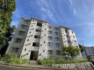 神戸市垂水区塩屋町、マンションの外観画像です