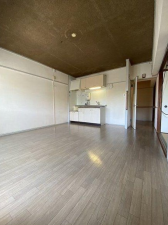 神戸市垂水区塩屋町、マンションの居間画像です