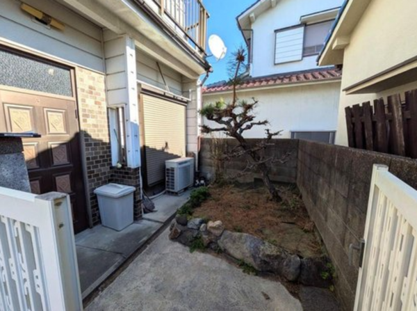 神戸市垂水区霞ケ丘、中古一戸建ての外観画像です