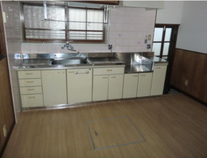 神戸市垂水区霞ケ丘、中古一戸建てのキッチン画像です