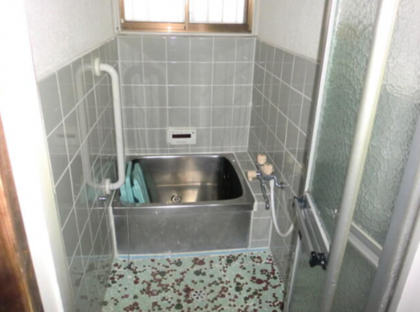 神戸市垂水区霞ケ丘、中古一戸建ての風呂画像です