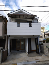 神戸市垂水区北舞子、中古一戸建ての外観画像です