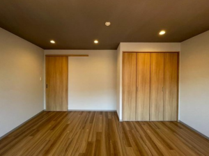 神戸市垂水区五色山、マンションの内装画像です