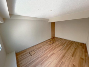 神戸市垂水区五色山、マンションの内装画像です