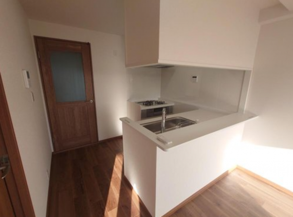 神戸市垂水区千代が丘、マンションのキッチン画像です