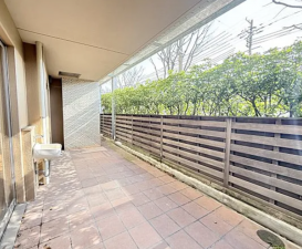 神戸市垂水区星陵台、マンションのバルコニー画像です