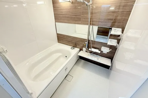 神戸市垂水区星陵台、マンションの風呂画像です