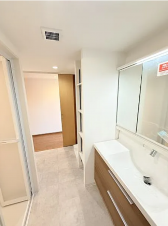 神戸市垂水区星陵台、マンションの洗面画像です