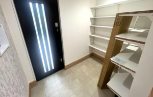 神戸市垂水区霞ケ丘、新築一戸建ての玄関画像です