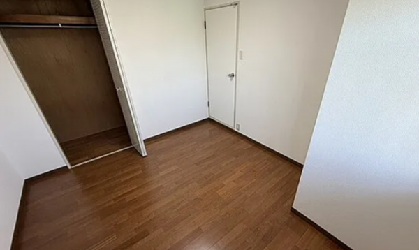 神戸市垂水区清水が丘、マンションの収納画像です