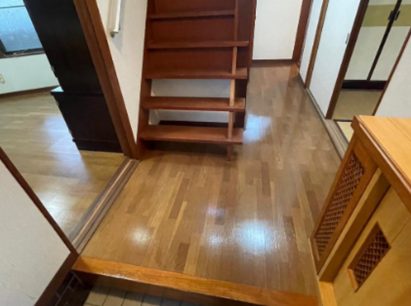 神戸市垂水区星が丘、収益物件/住宅の玄関画像です