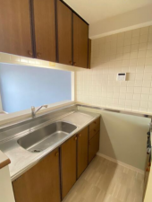 神戸市垂水区千代が丘、マンションのキッチン画像です