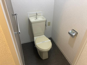 神戸市垂水区狩口台、マンションのトイレ画像です