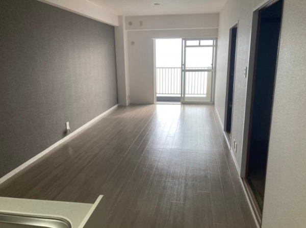 神戸市垂水区狩口台、マンションの居間画像です