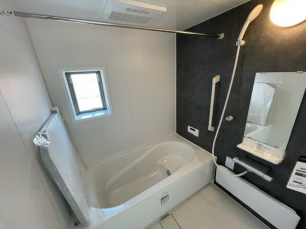 神戸市垂水区乙木、新築一戸建ての風呂画像です