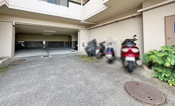 神戸市垂水区美山台、マンションの駐車場画像です