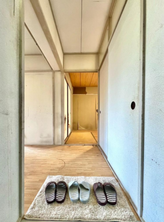 神戸市垂水区上高丸、マンションの玄関画像です