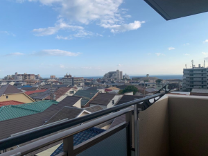 神戸市垂水区霞ケ丘、マンションのバルコニー画像です