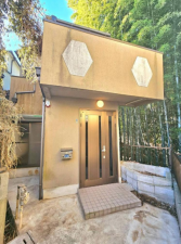 神戸市垂水区舞子坂、中古一戸建ての外観画像です