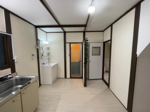 神戸市垂水区上高丸、収益物件/住宅のキッチン画像です