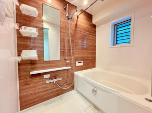 神戸市垂水区青山台、マンションの風呂画像です