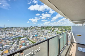 神戸市垂水区青山台、マンションのバルコニー画像です