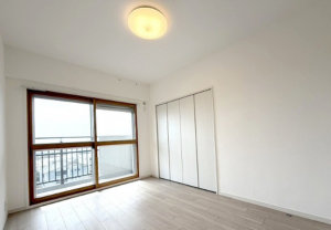 神戸市垂水区五色山、マンションの内装画像です