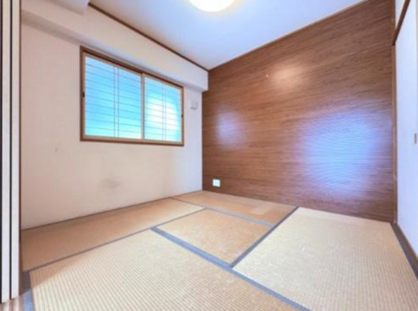 神戸市垂水区五色山、マンションの内装画像です