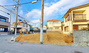 神戸市垂水区星陵台、新築一戸建ての前面道路を含む現地写真画像です
