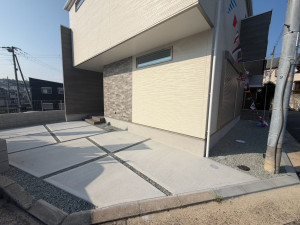 神戸市垂水区山手、新築一戸建ての駐車場画像です