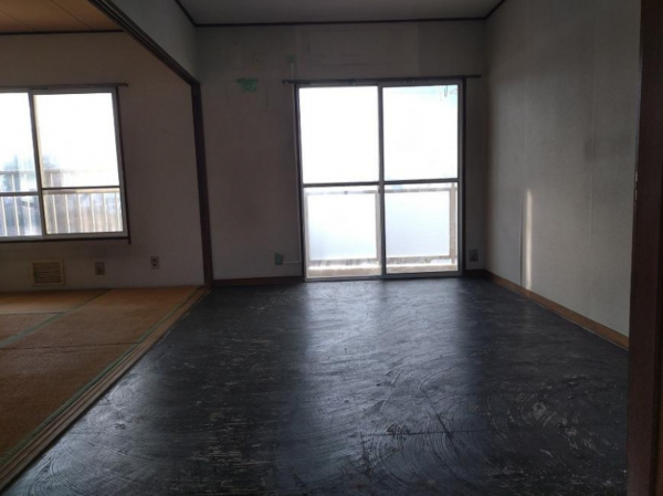 神戸市垂水区狩口台、マンションの内装画像です