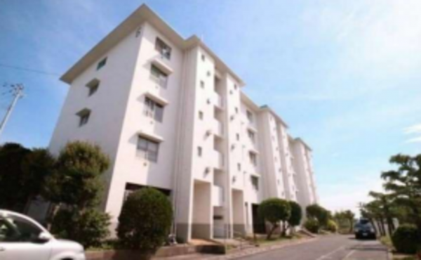 神戸市垂水区高丸、収益物件/マンションの外観画像です