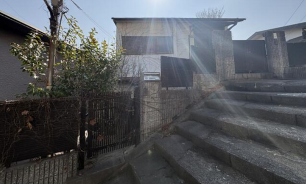 神戸市垂水区舞子坂、中古一戸建ての外観画像です