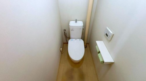 神戸市垂水区高丸、マンションのトイレ画像です