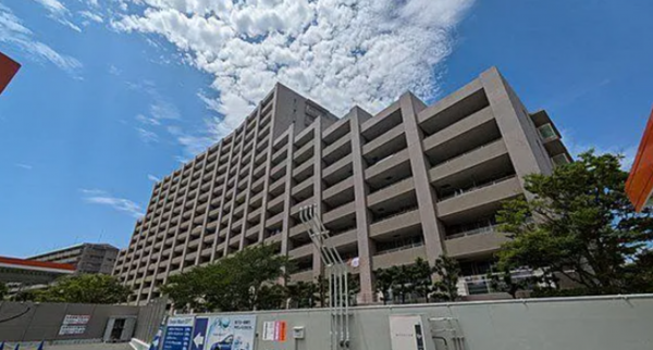 神戸市垂水区青山台、マンションの外観画像です