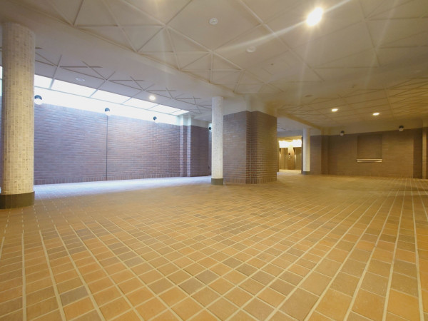 神戸市垂水区旭が丘、マンションのエントランス画像です