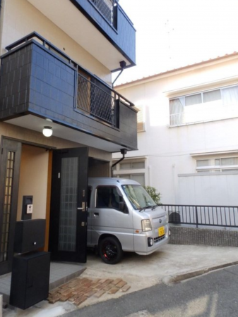 神戸市垂水区王居殿、中古一戸建ての外観画像です