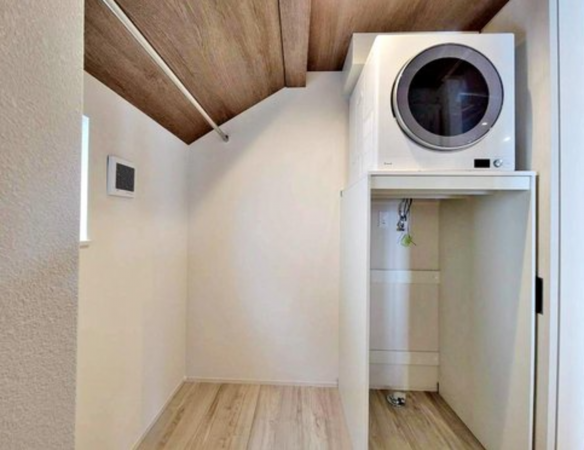 神戸市垂水区歌敷山、新築一戸建ての洗面画像です