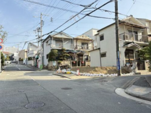 神戸市垂水区舞子台、土地の前面道路を含む現地写真画像です