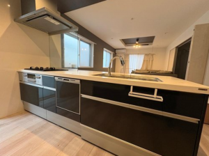 神戸市垂水区千鳥が丘、中古一戸建てのキッチン画像です