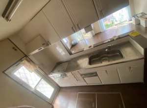 神戸市垂水区青山台、中古一戸建てのキッチン画像です